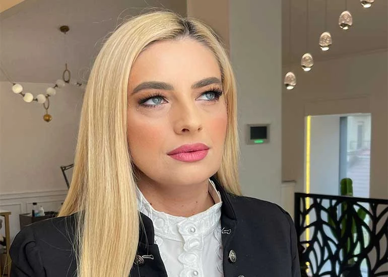 Georgiana Popovici – meditatii matematica A Level, GMAT si SAT in Bucuresti
